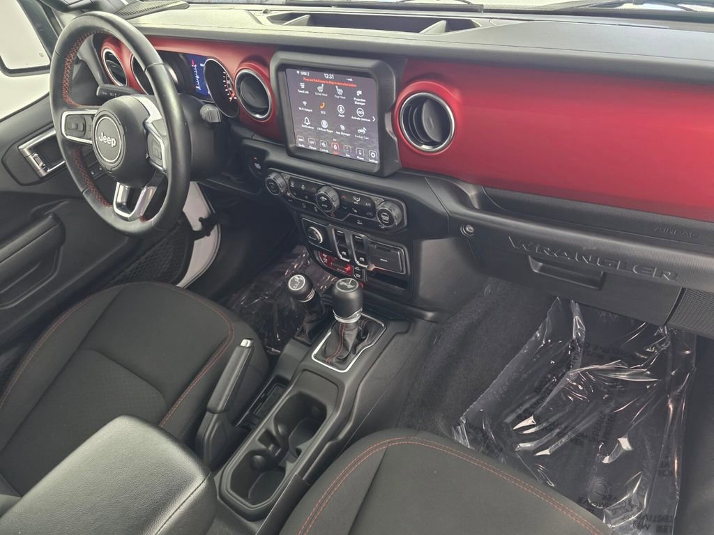Used 2023 Jeep Wrangler Rubicon w/ Cold Weather Group AWD/4WD image 27