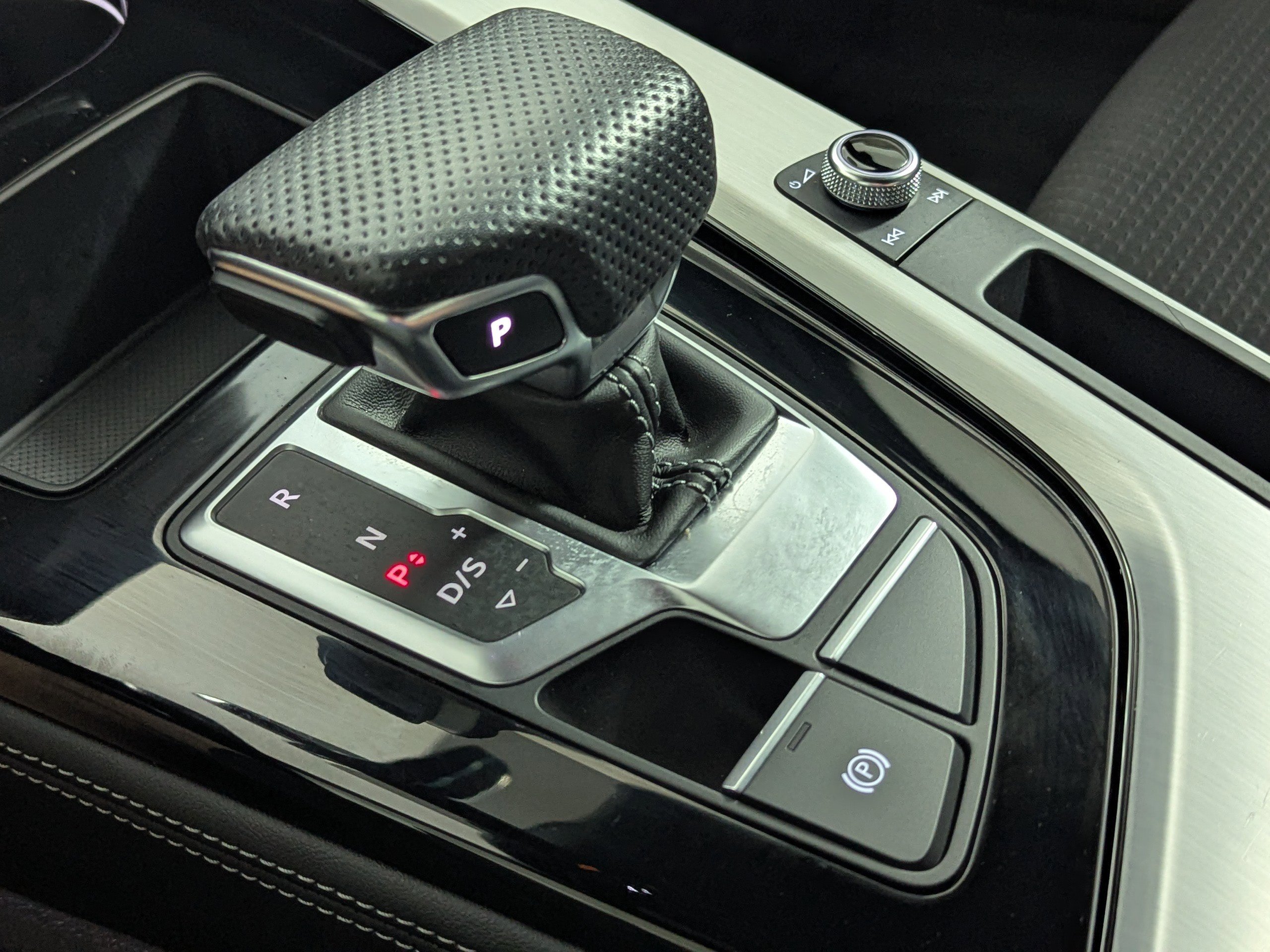 Certified 2023 Audi A4 2.0T Premium Plus w/ Premium Plus Package image 23