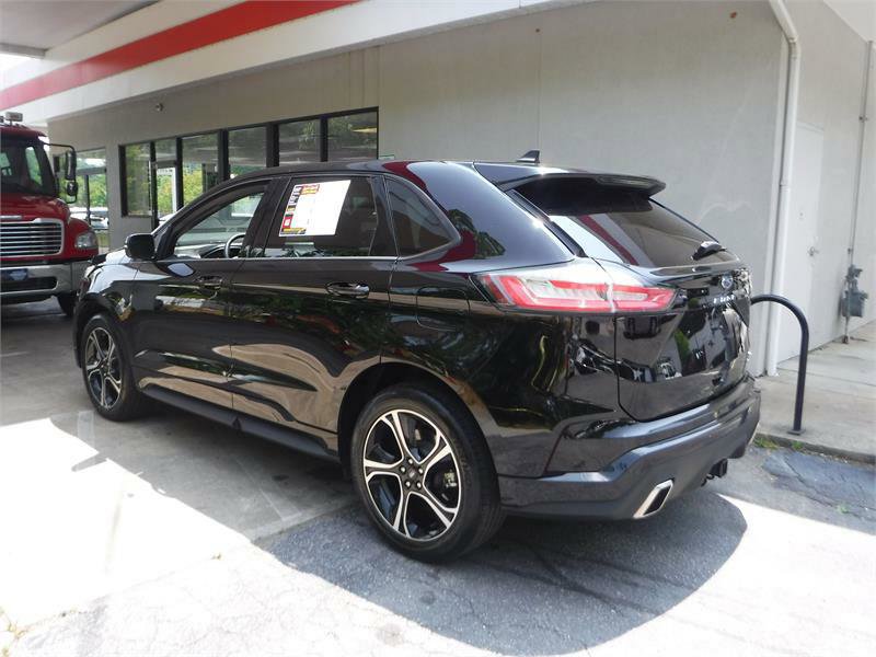 Used 2022 Ford Edge ST image 14