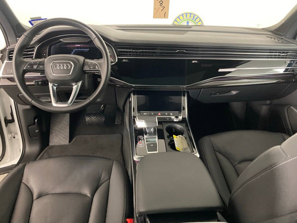 Used 2025 Audi Q7 3.0T Premium Plus image 6