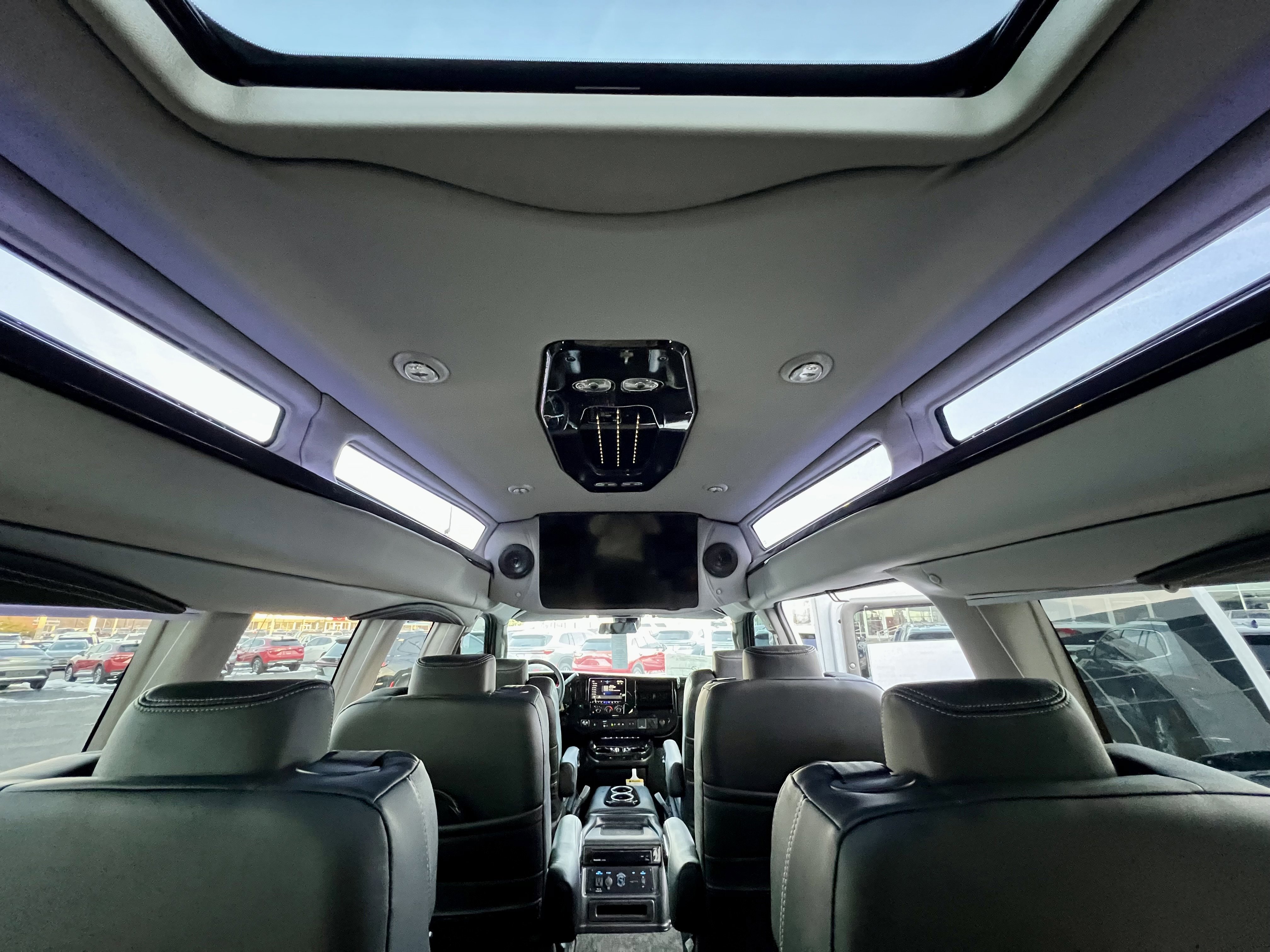 New 2025 GMC Savana 2500 Extended w/ Driver Convenience Package image 29