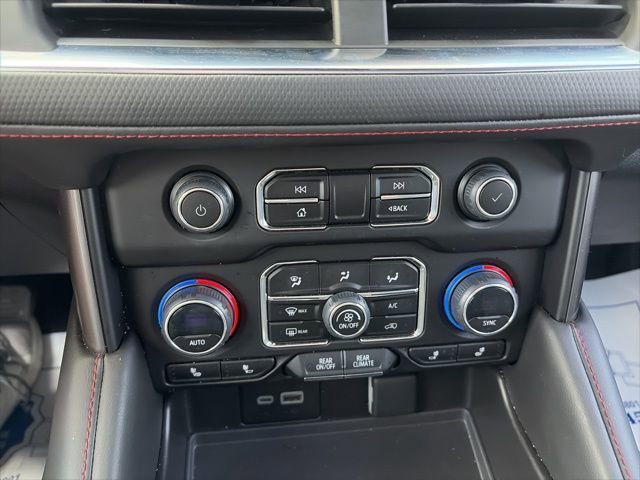 Used 2023 Chevrolet Suburban RST w/ Luxury Package AWD/4WD image 24