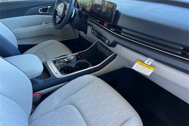 New 2026 Kia Carnival EX image 19