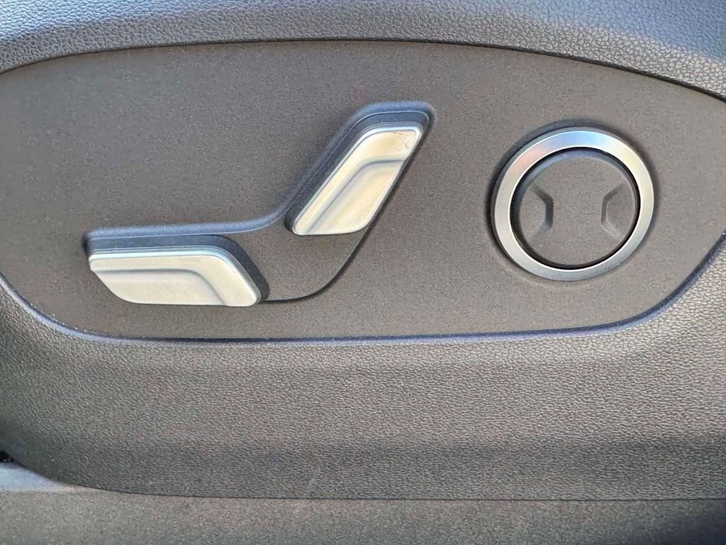 New 2026 Hyundai Ioniq 9 SEL image 18