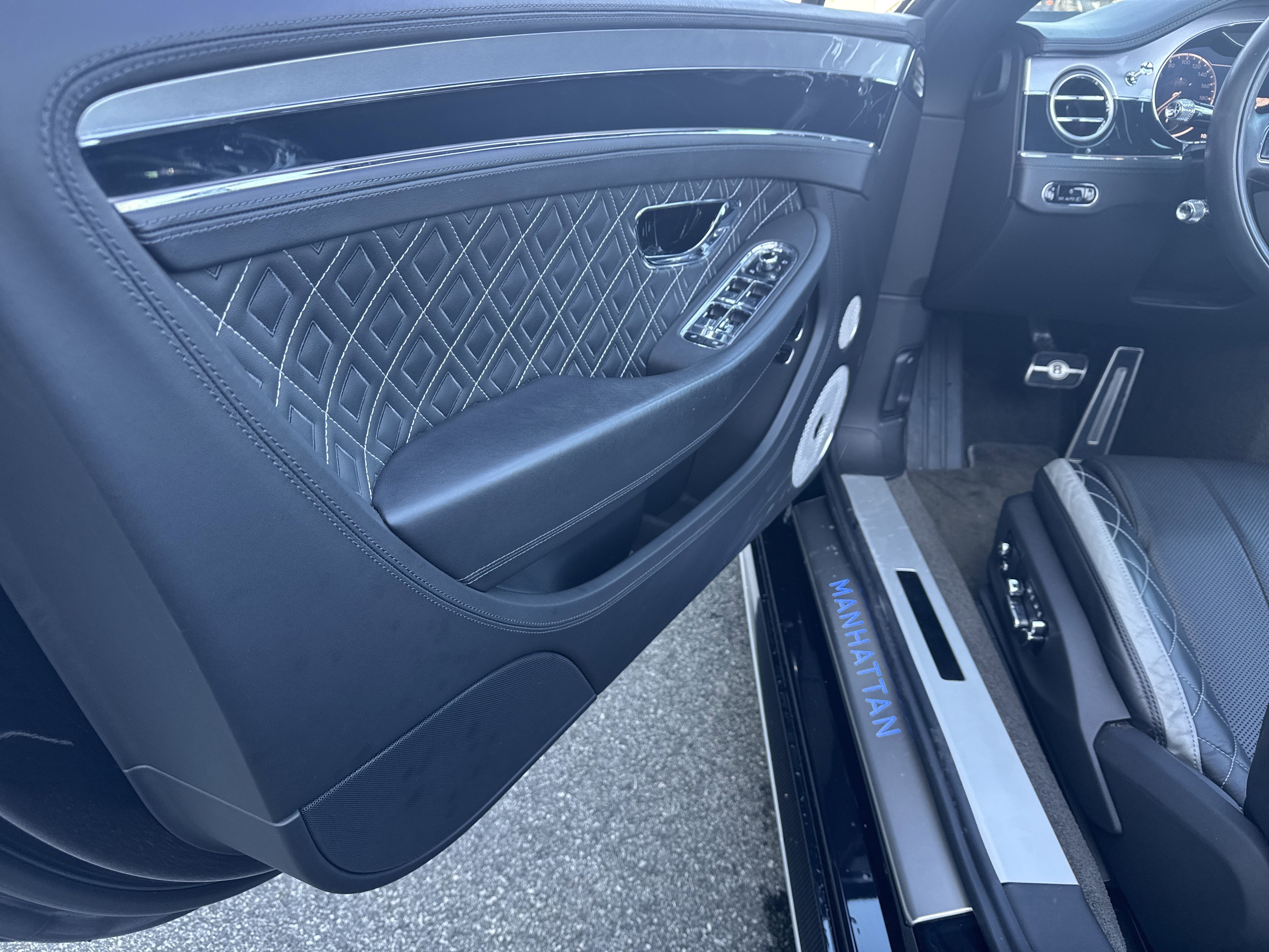 Used 2022 Bentley Continental GT AWD/4WD image 13