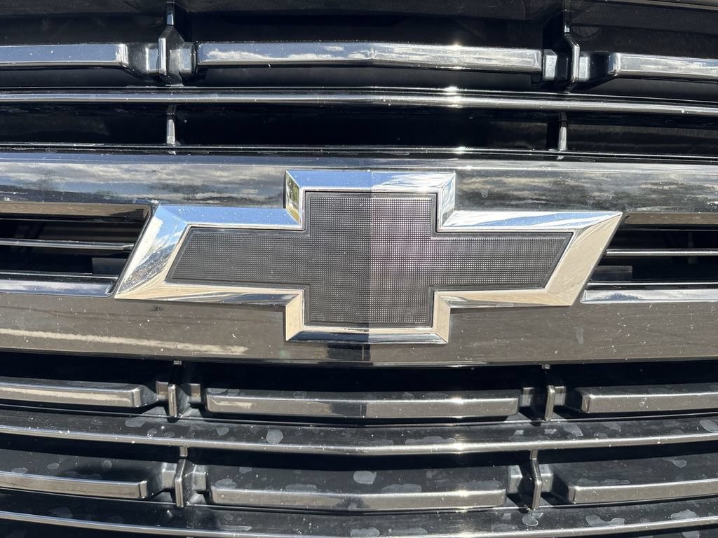 Certified 2023 Chevrolet Suburban RST AWD/4WD image 35