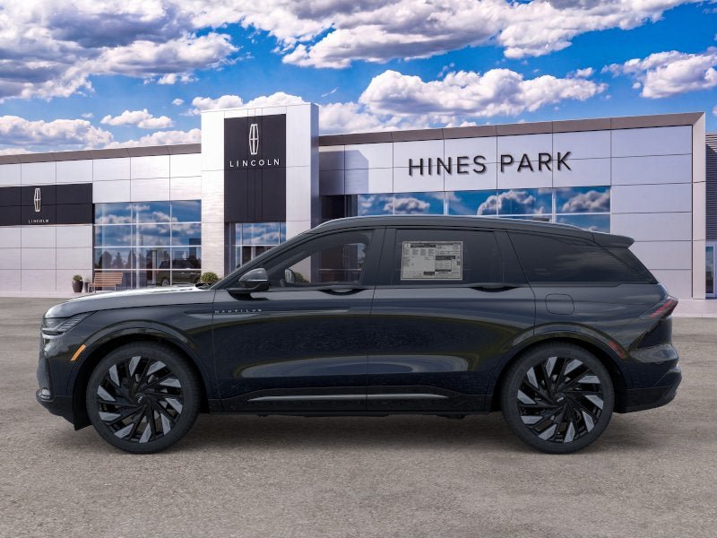 New 2026 Lincoln Nautilus Reserve AWD/4WD image 3