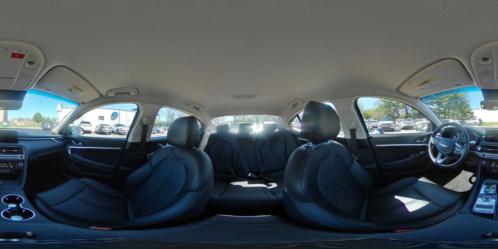 Used 2025 Genesis G70 2.5T image 42