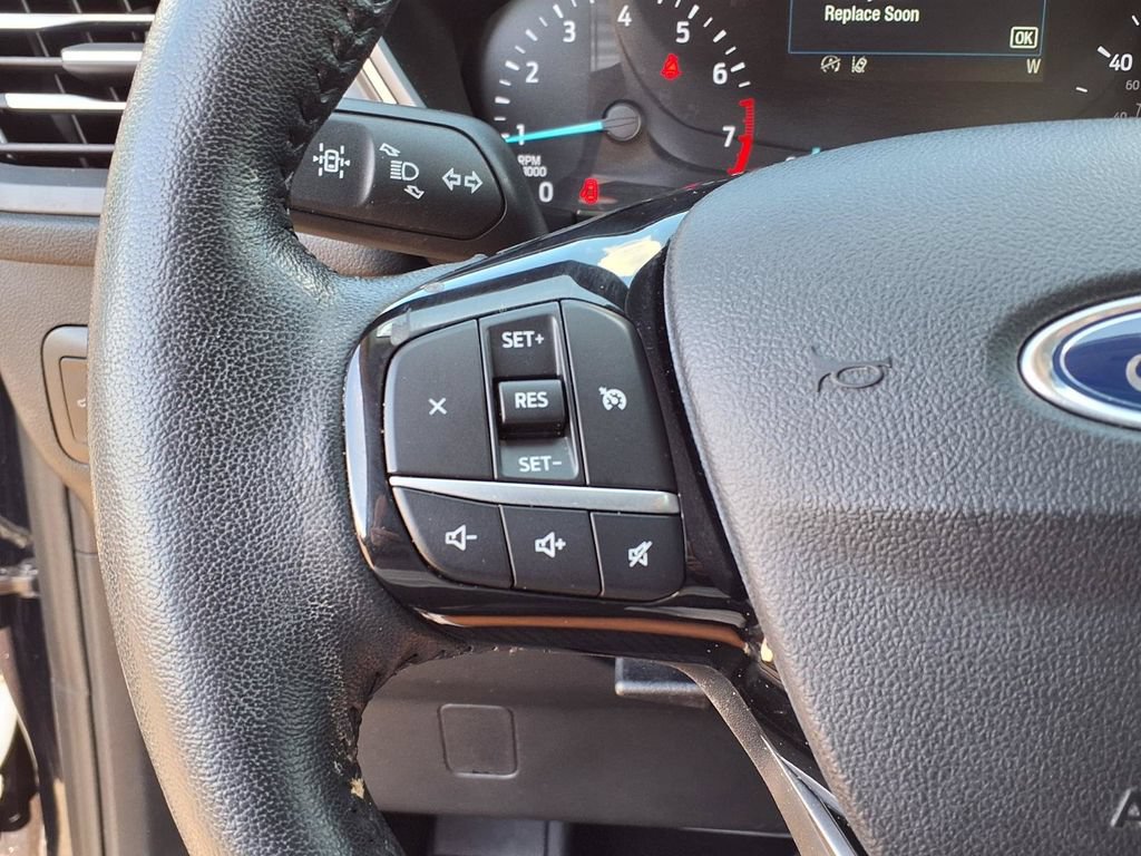 Used 2021 Ford Escape SEL FWD image 33