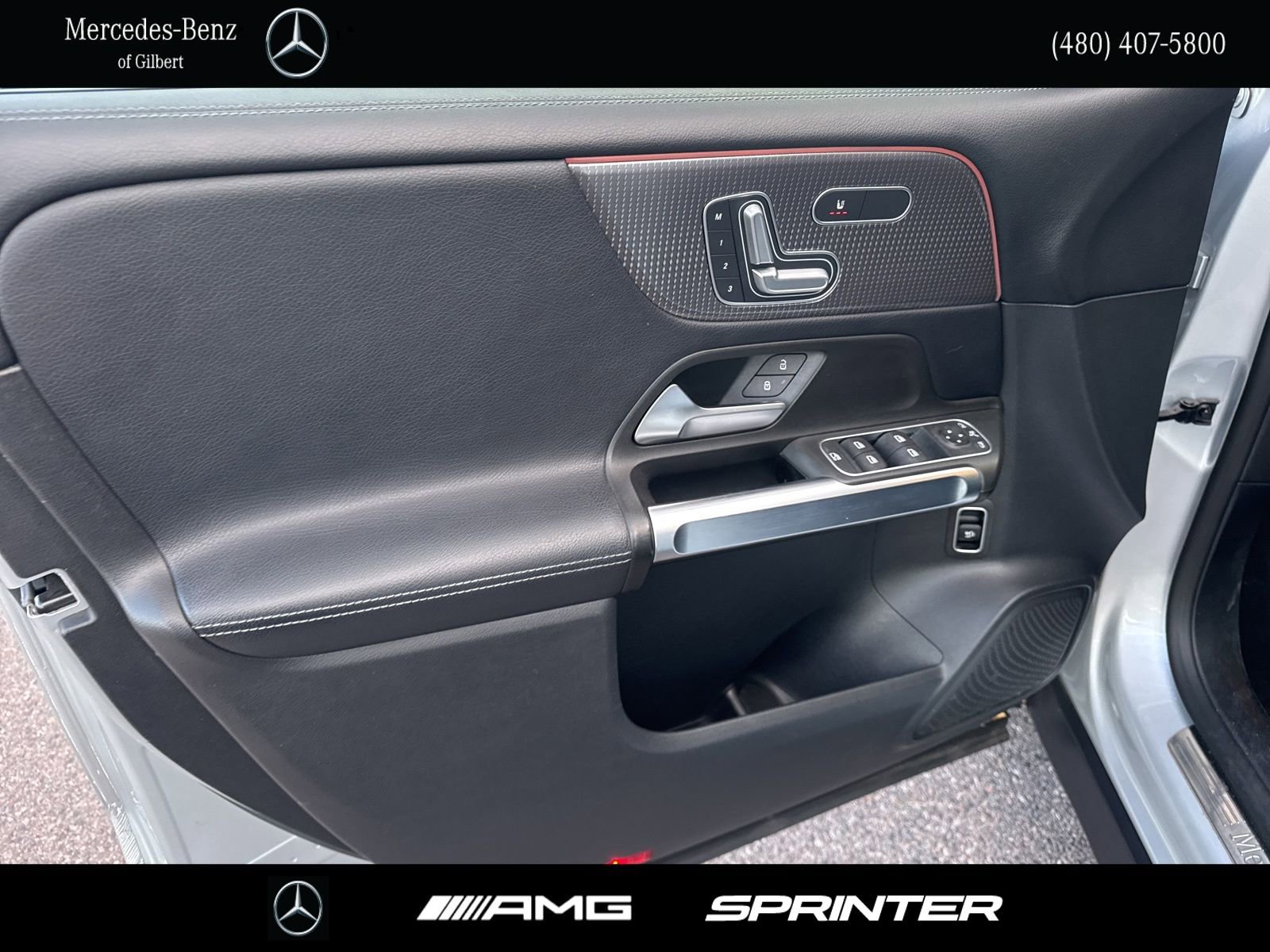 Used 2021 Mercedes-Benz GLB 250 image 12