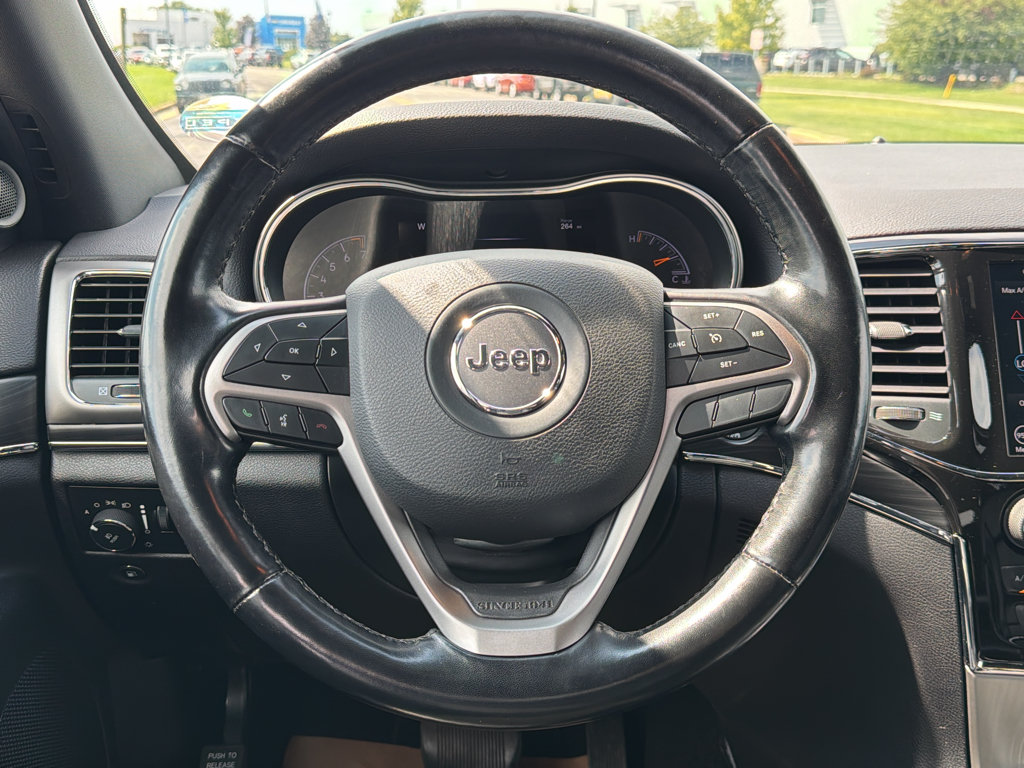 Used 2021 Jeep Grand Cherokee Limited AWD/4WD image 31