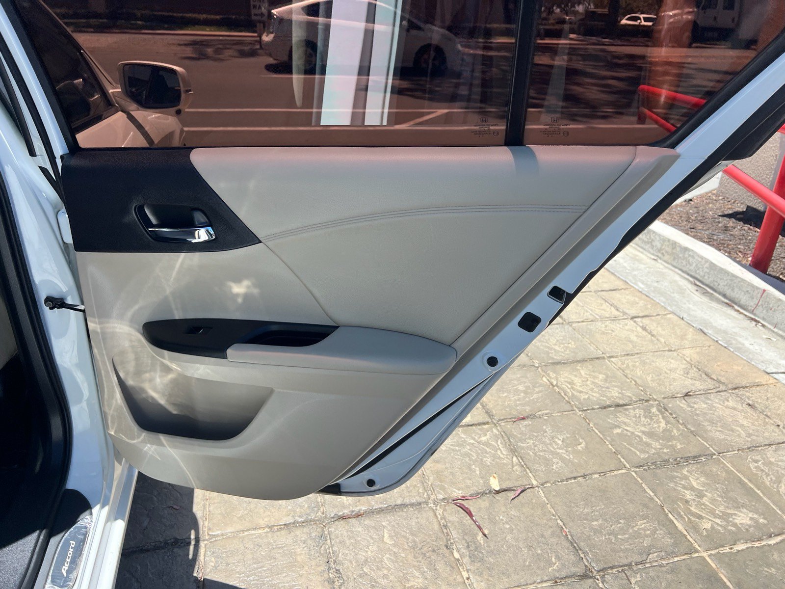 Used 2013 Honda Accord EX image 30