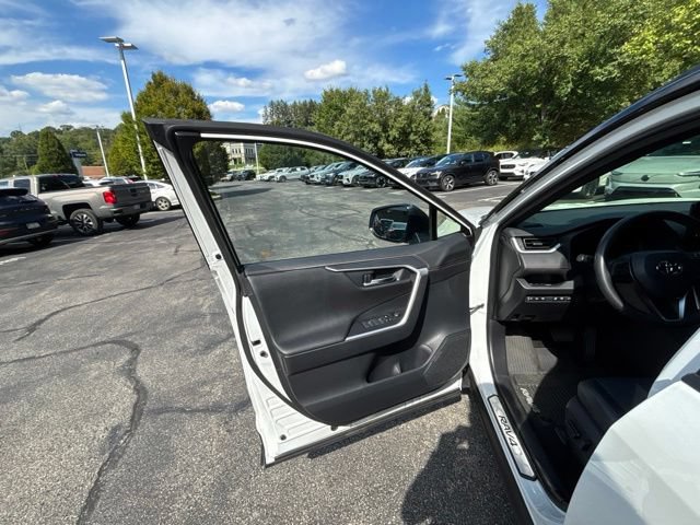Used 2024 Toyota RAV4 XSE w/ Weather Package AWD/4WD image 14