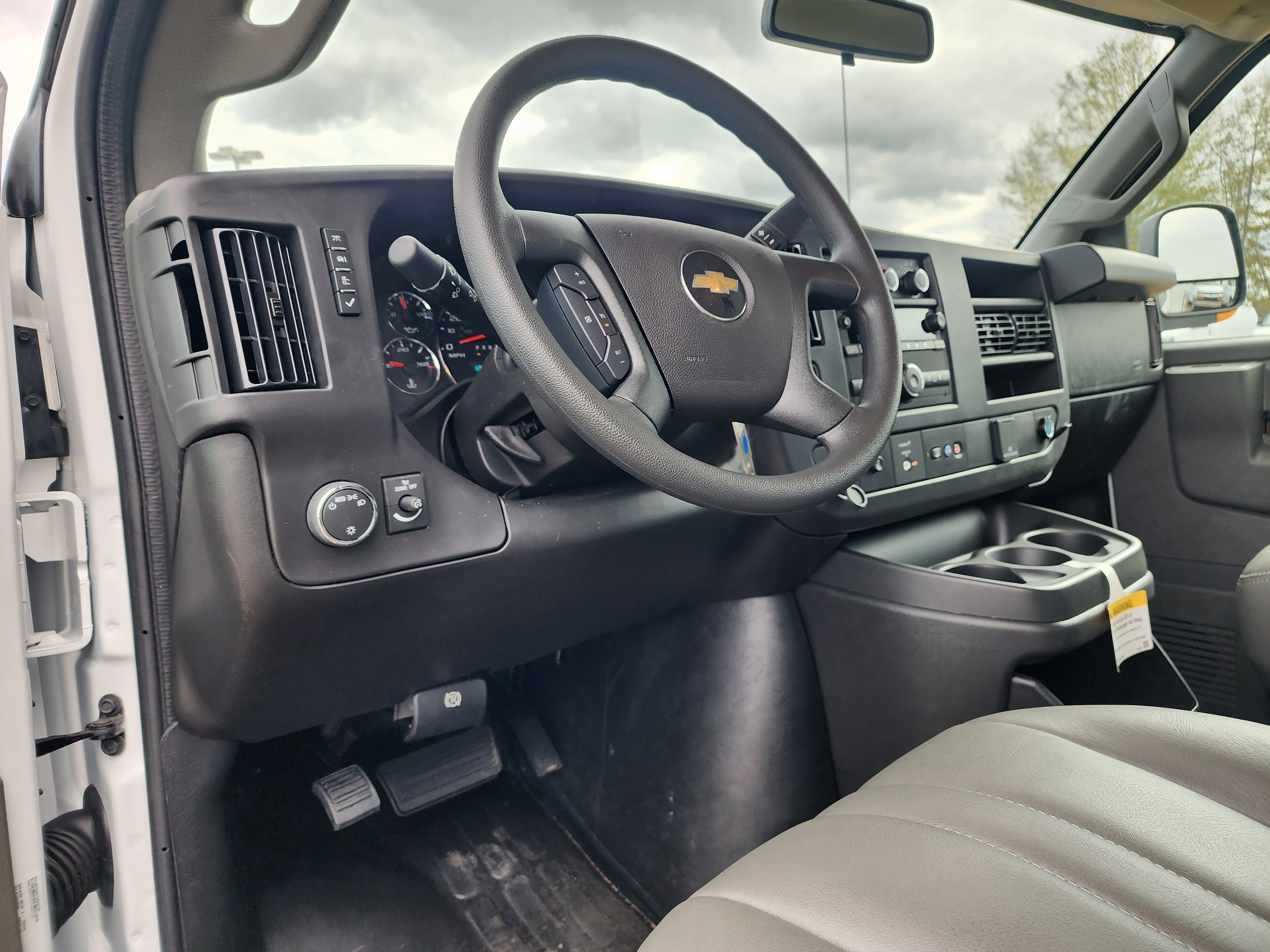 New 2025 Chevrolet Express 3500 w/ Power Convenience Package RWD image 23