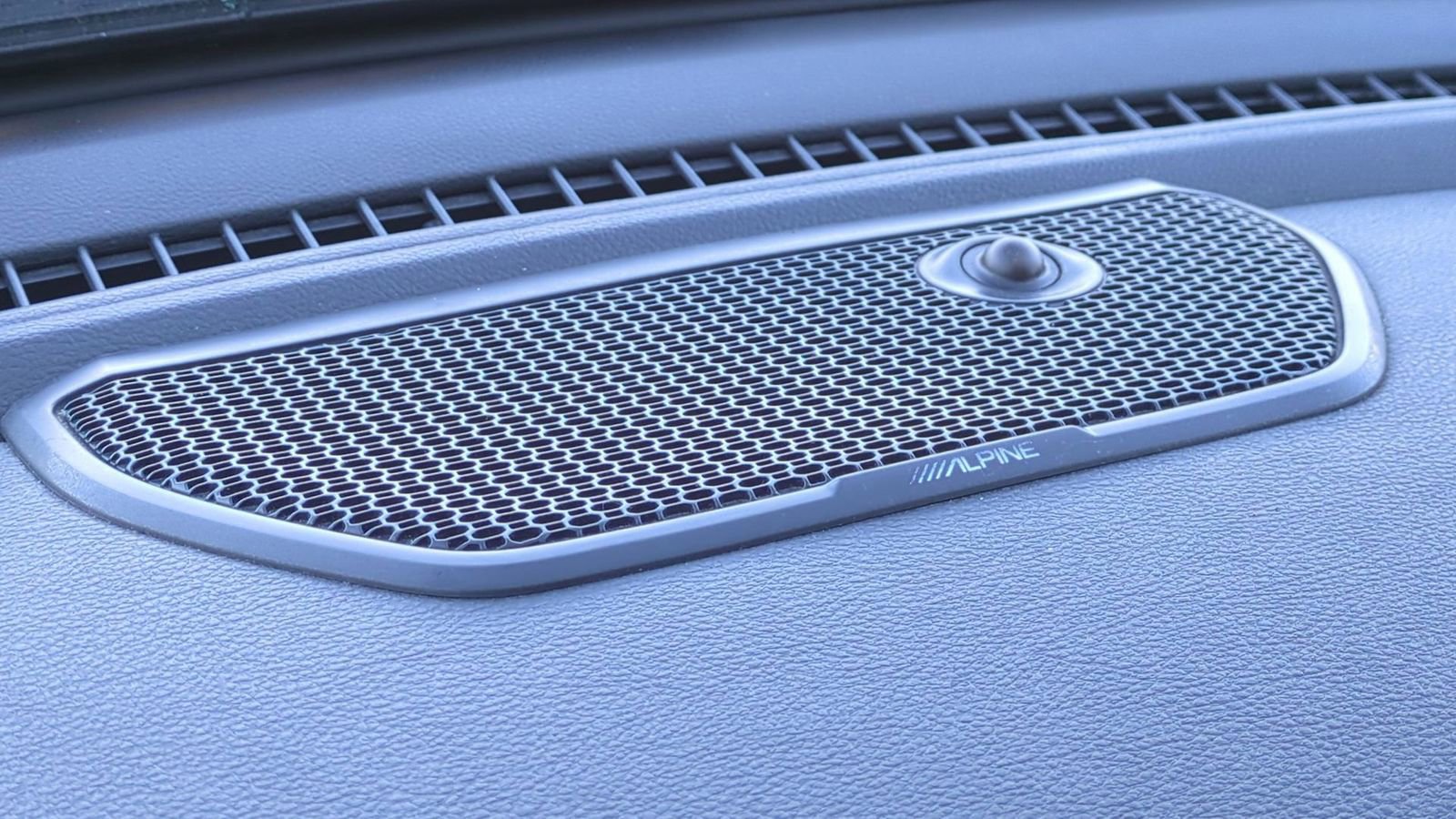 Used 2020 RAM 1500 Laramie w/ Sport Appearance Package image 25