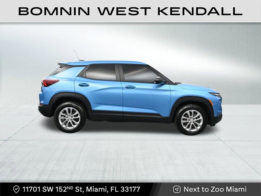 Used 2025 Chevrolet TrailBlazer LS image 6