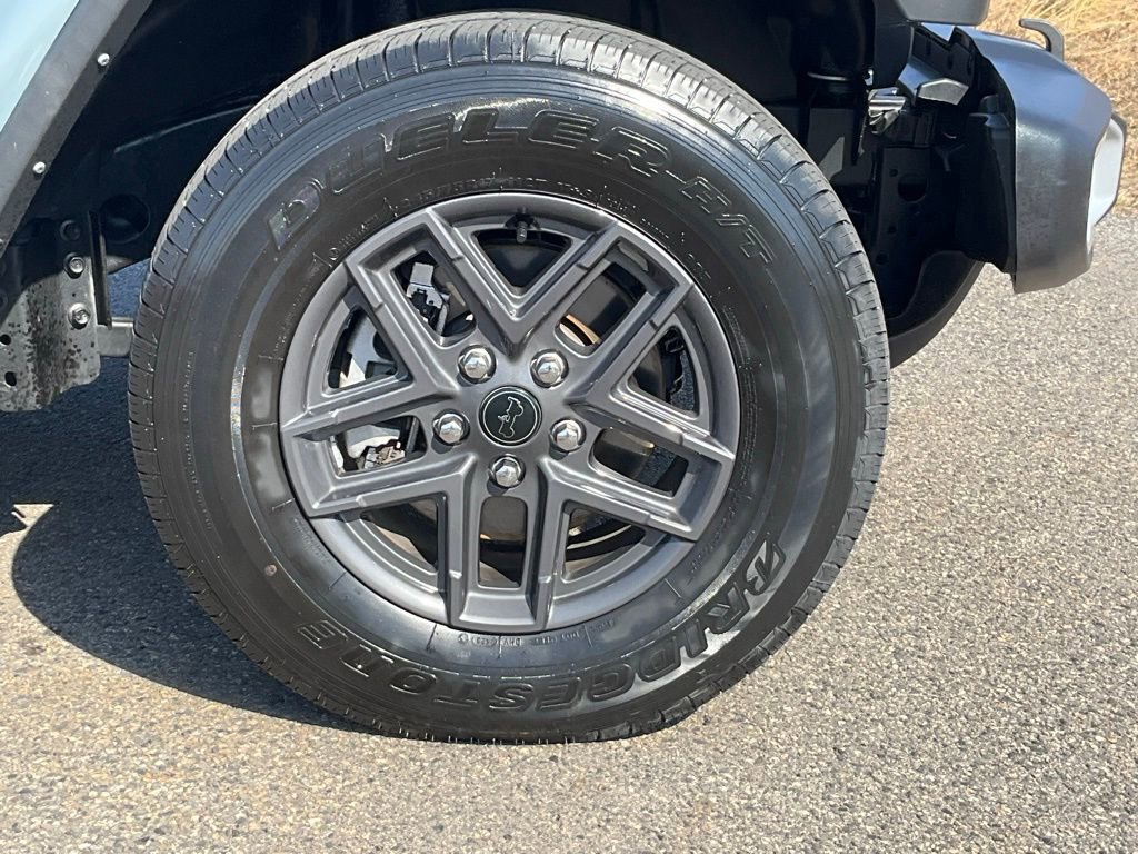 Used 2024 Jeep Gladiator Sport image 23