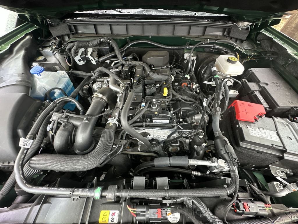 Used 2024 Ford Bronco Everglades image 26