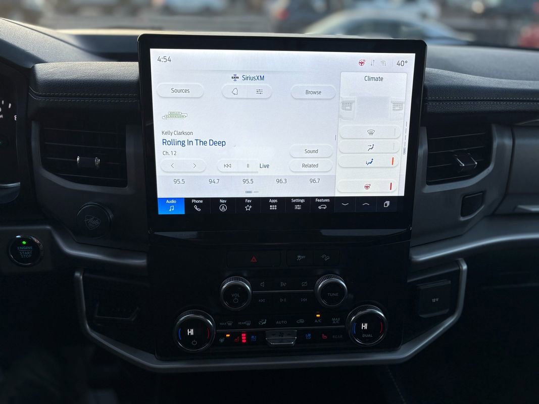 Used 2022 Ford Expedition XLT image 31