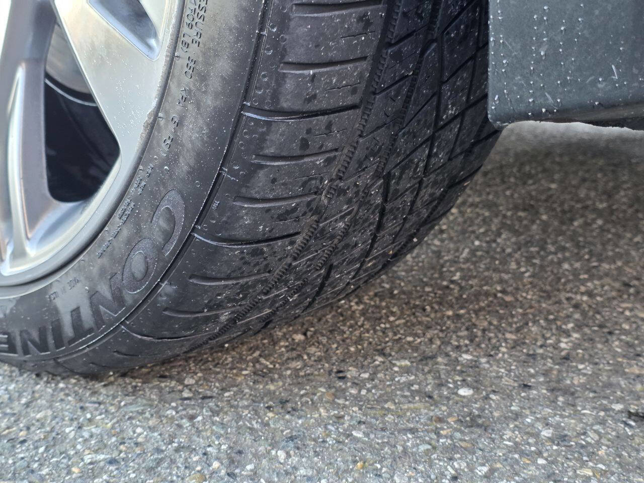 Used 2014 Cadillac ELR w/ Luxury Package image 53