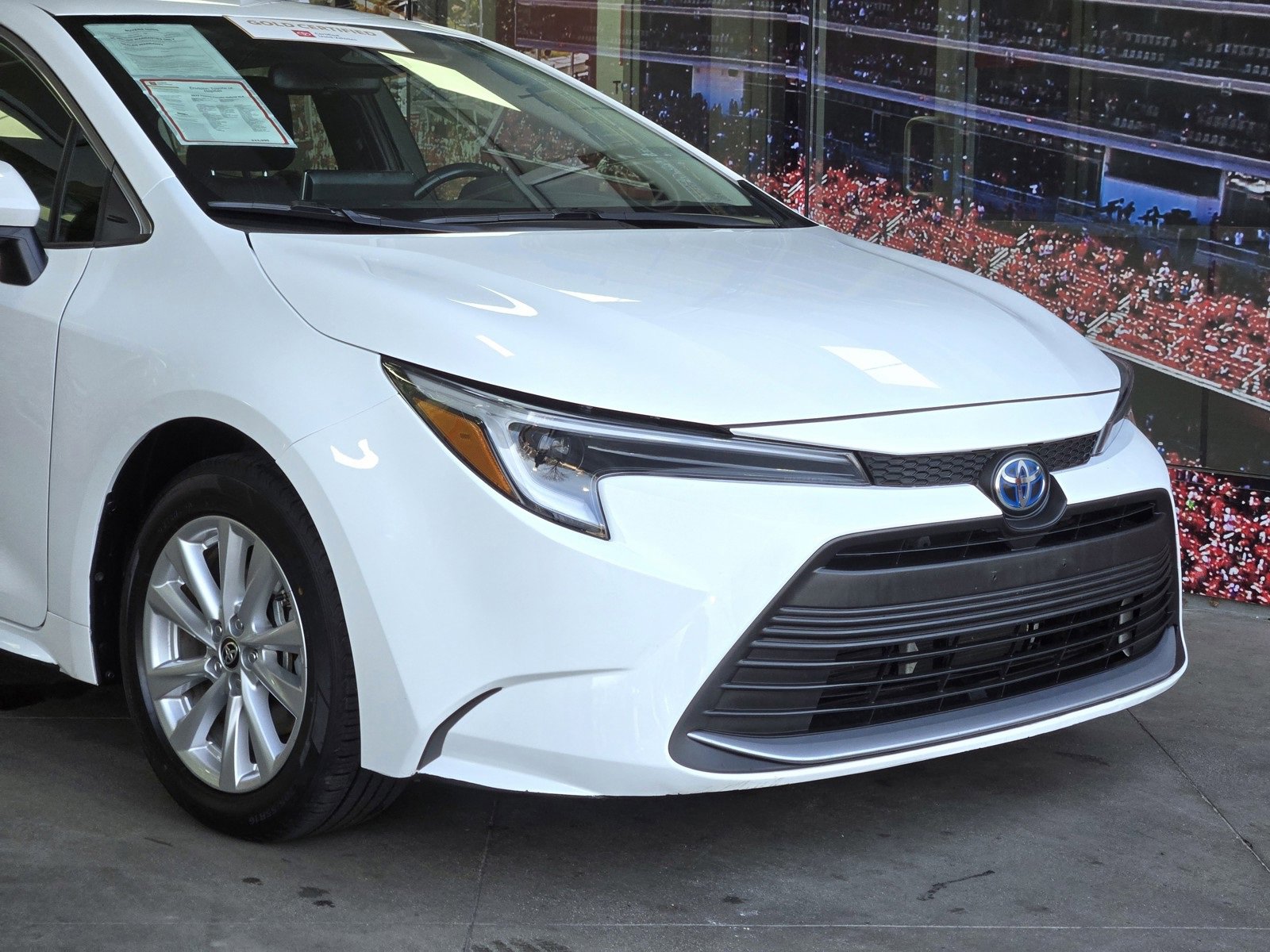 Certified 2023 Toyota Corolla XLE image 2