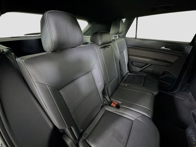 Used 2023 Volkswagen Atlas Cross Sport SE FWD image 26