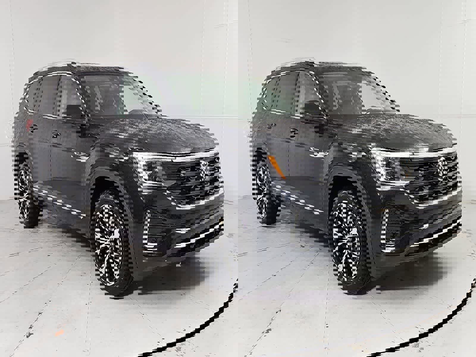 New 2026 Volkswagen Atlas SEL Premium R-Line image 8