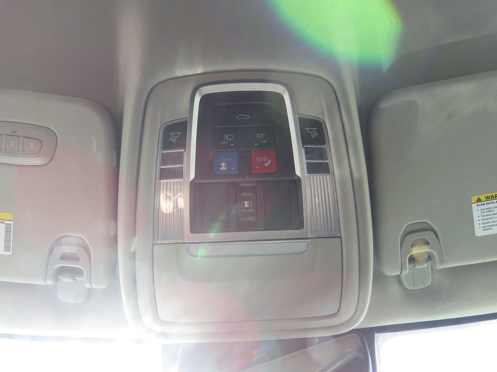 Used 2022 RAM 1500 Laramie AWD/4WD image 26