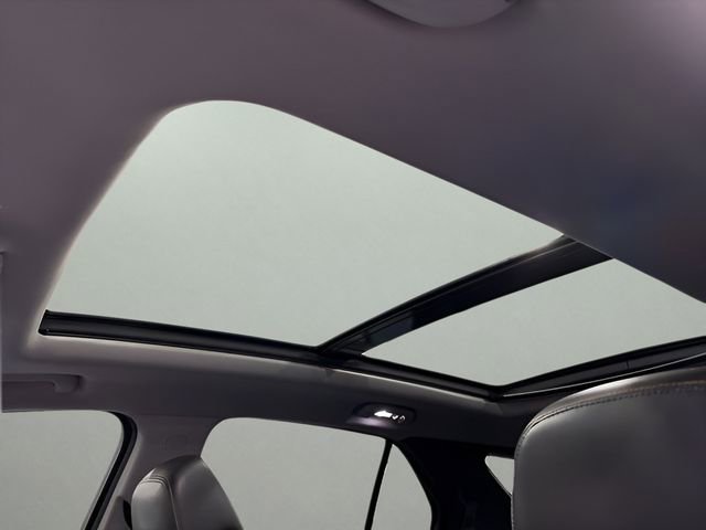 Used 2018 Chevrolet Equinox Premier FWD image 26