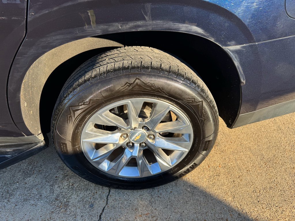 Used 2021 Chevrolet Tahoe Premier w/ Premium Package image 10