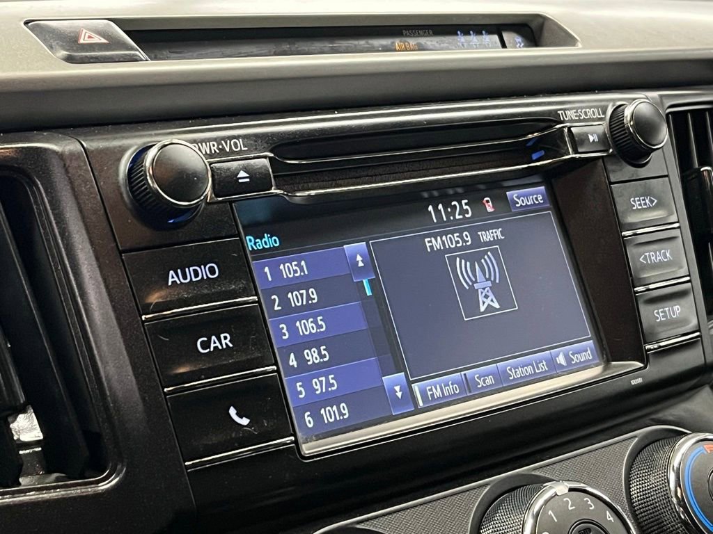 Used 2017 Toyota RAV4 LE image 23