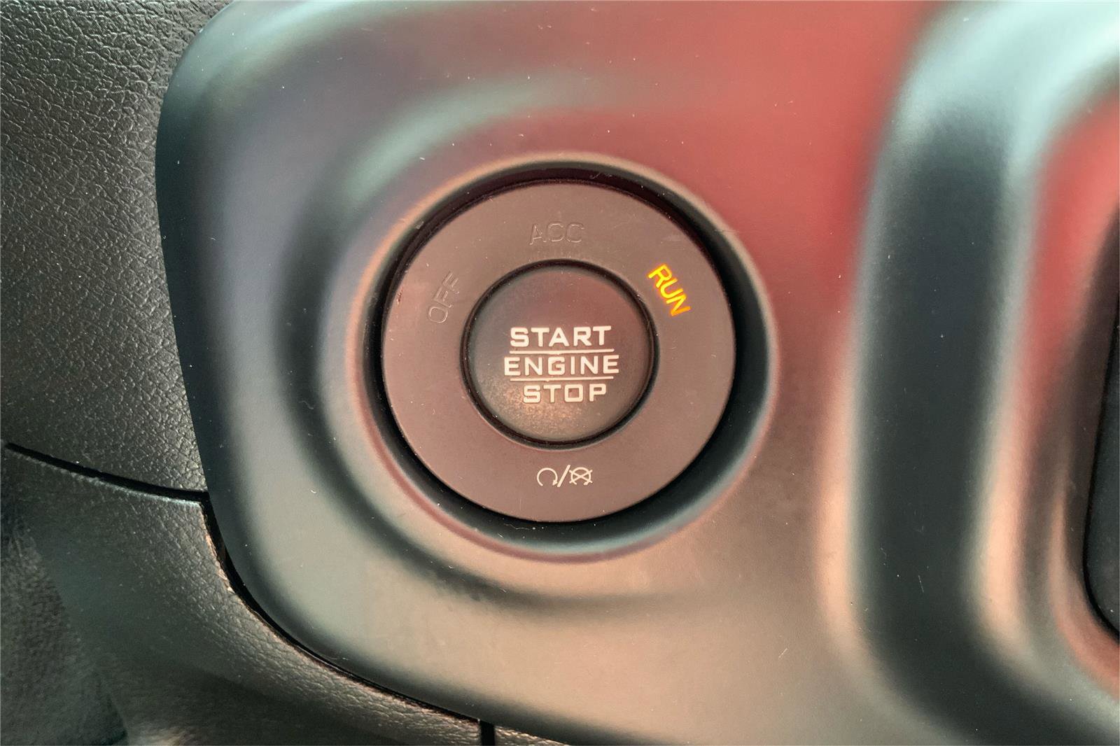 Used 2019 Jeep Wrangler Unlimited Sahara w/ Dual Top Group image 34