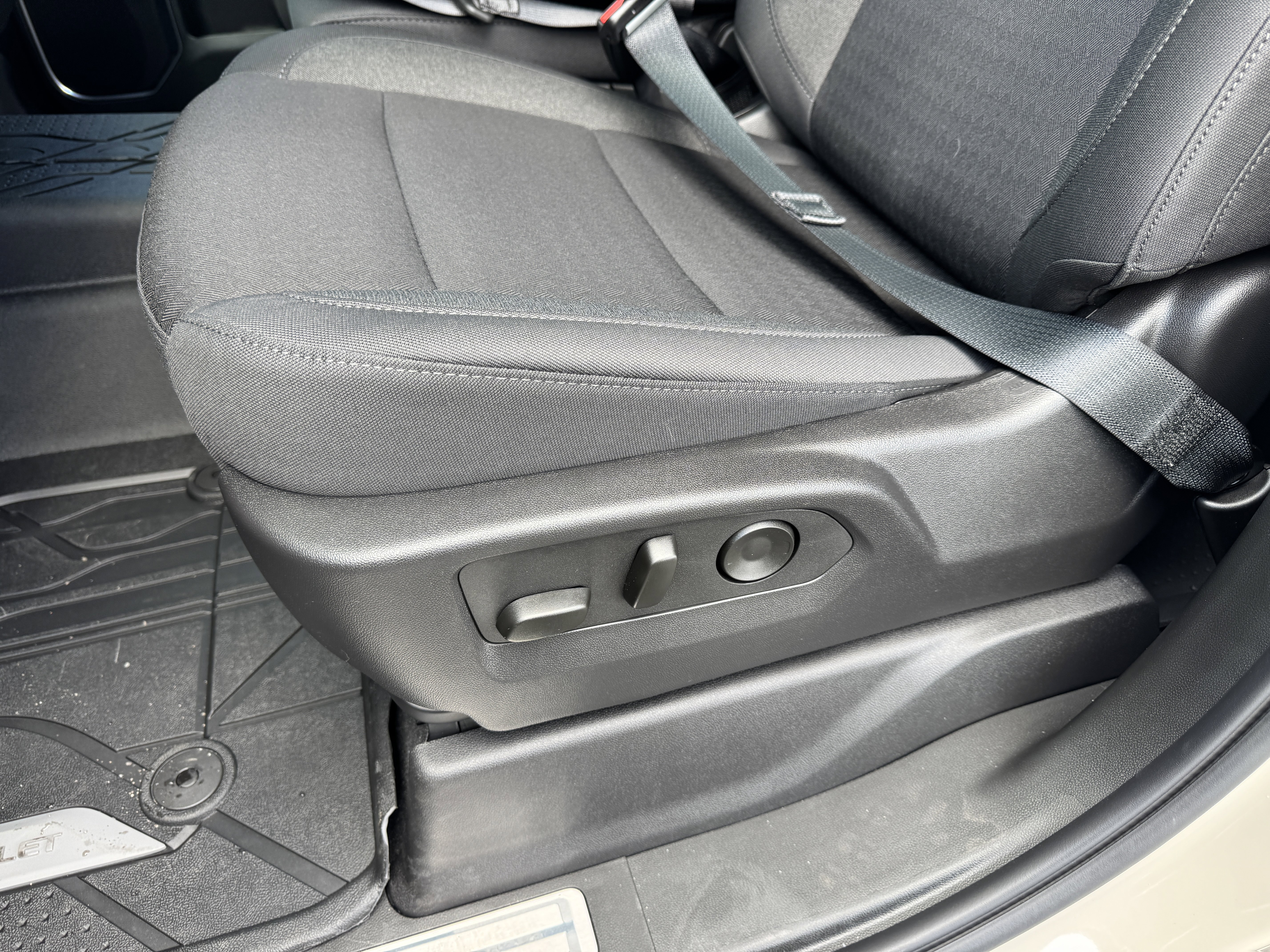 New 2026 Chevrolet Silverado 1500 RST w/ RST Select Package AWD/4WD image 15