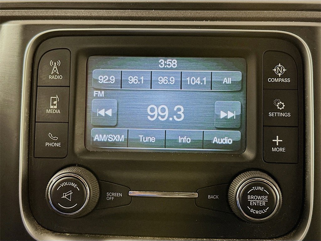 Used 2017 RAM 1500 Express image 17