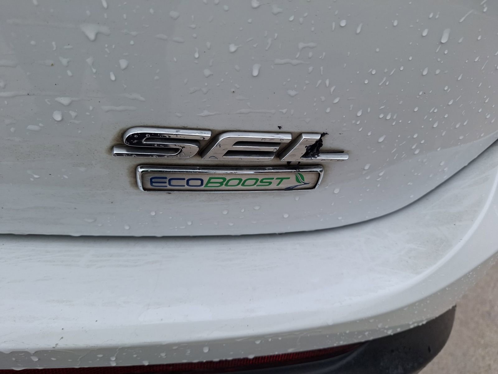 Used 2016 Ford Edge SEL w/ Equipment Group 201A FWD image 11