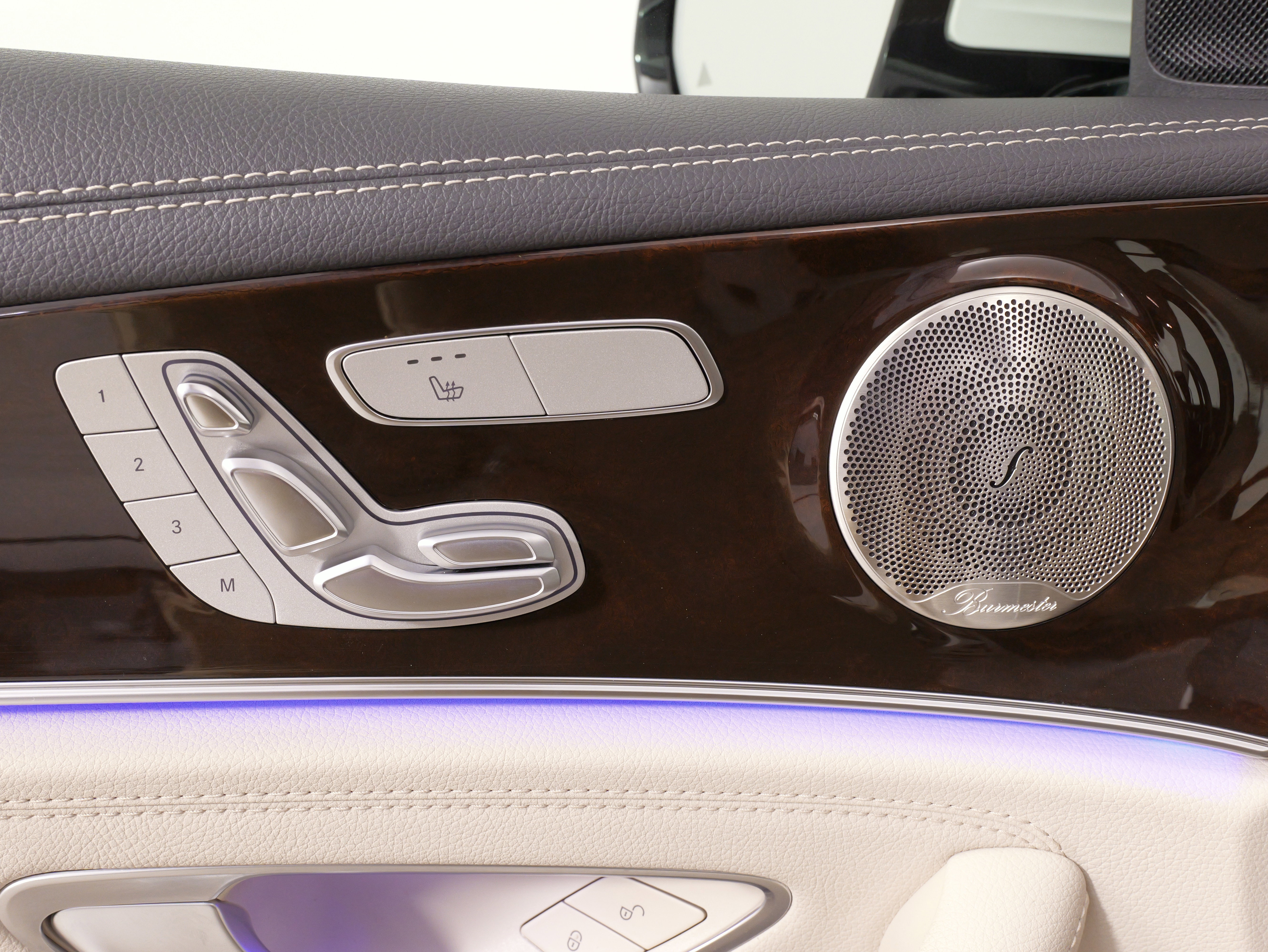 Used 2021 Mercedes-Benz E 350 4MATIC Sedan w/ Premium Package image 27