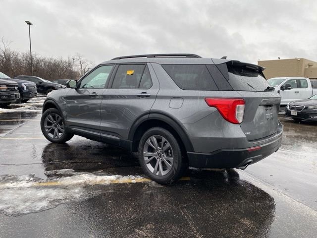 Used 2022 Ford Explorer XLT w/ Equipment Group 202A image 10