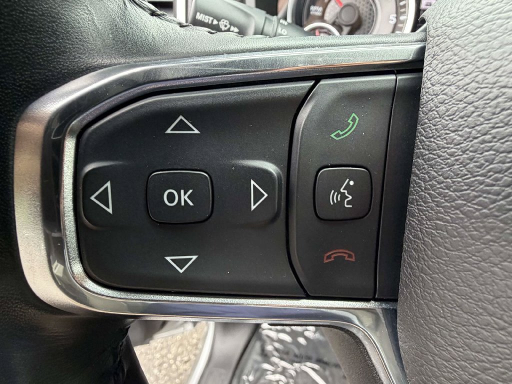 Used 2024 RAM 1500 Laramie AWD/4WD image 23