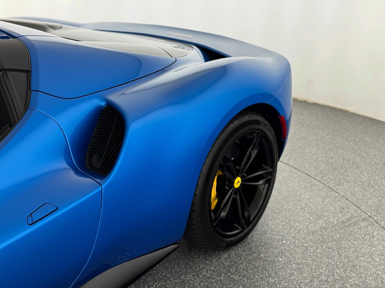 Used 2024 Ferrari 296 GTS image 40