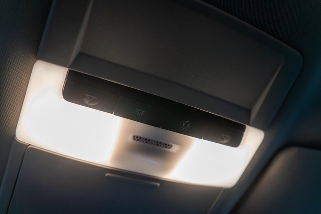 Certified 2025 Nissan Altima 2.5 SR image 29