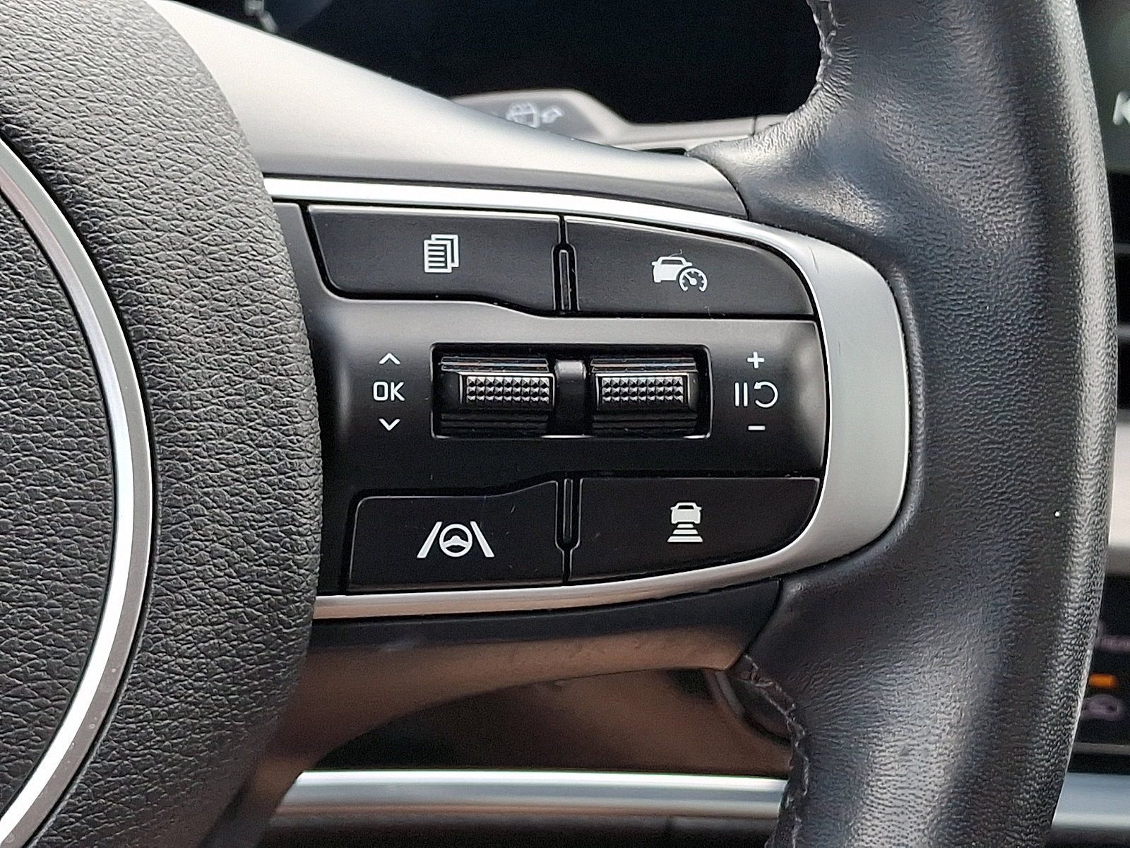Used 2024 Kia Sportage X-Pro AWD/4WD image 22