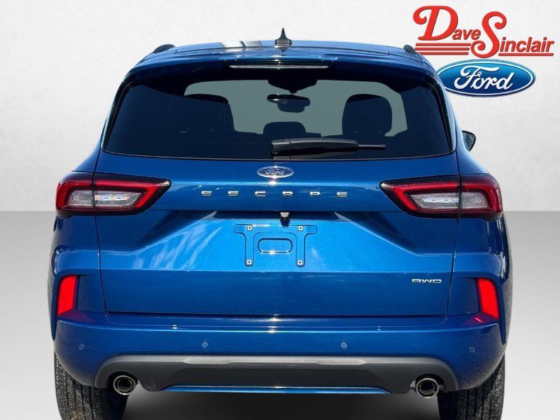 Used 2023 Ford Escape ST-Line w/ Tech Pack #1 AWD/4WD image 8