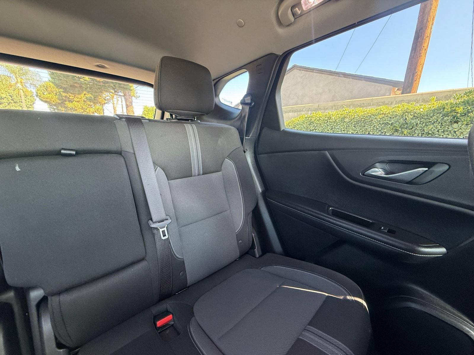 Used 2025 Chevrolet Blazer LT FWD image 34