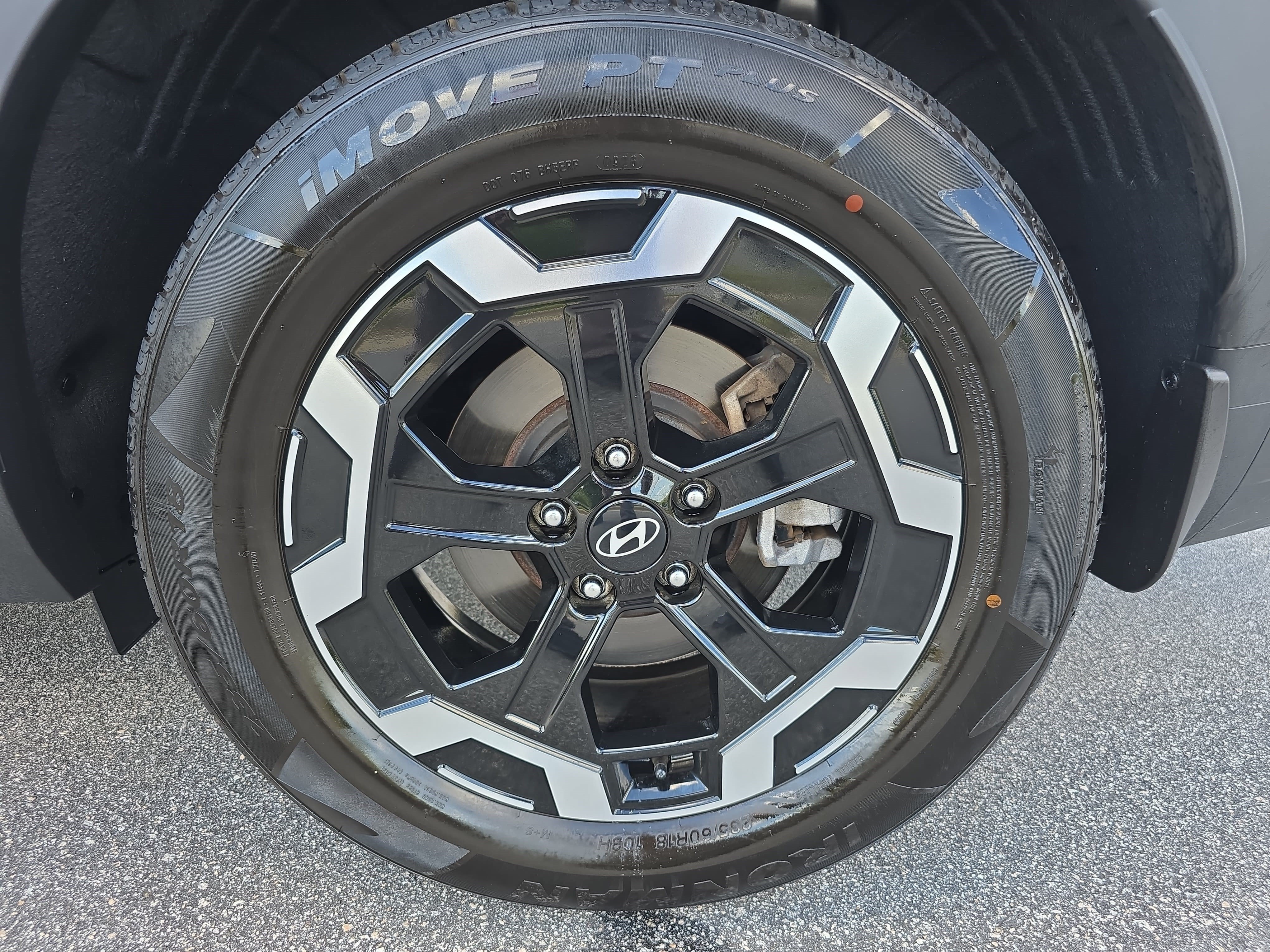 Used 2024 Hyundai Santa Fe SEL FWD image 35
