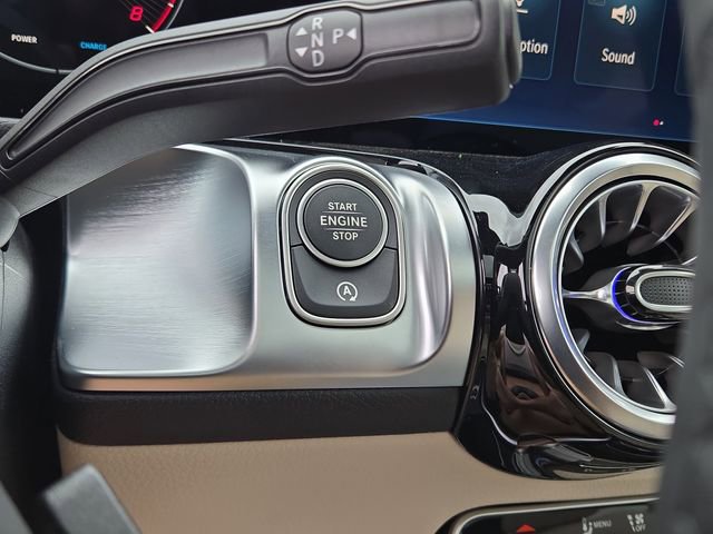 New 2026 Mercedes-Benz GLB 250 4MATIC image 11