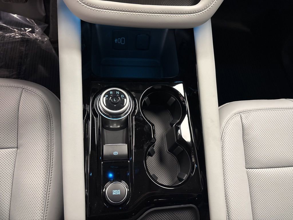 New 2026 Ford Explorer Platinum image 21