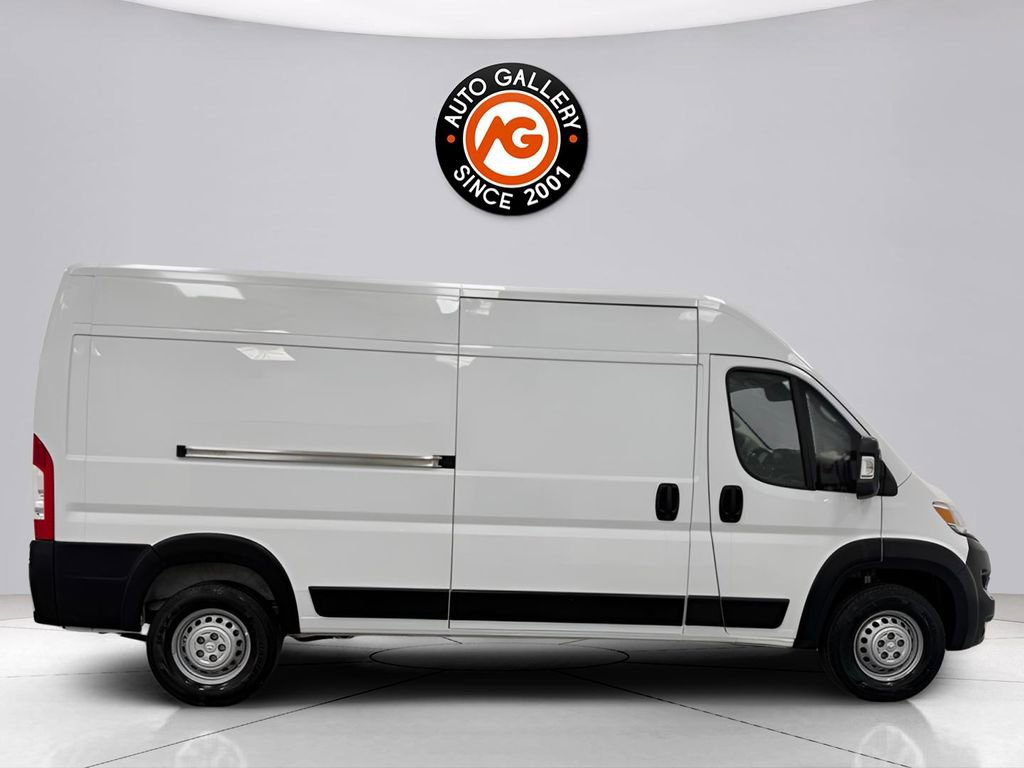 Used 2025 RAM ProMaster 2500 w/ Convenience Group image 8