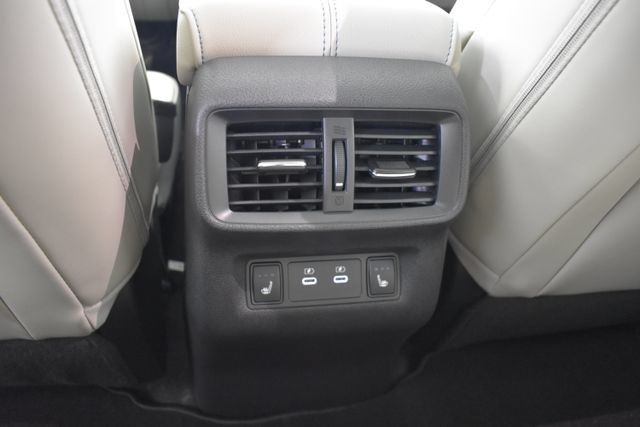 New 2026 Nissan Murano Platinum w/ Cargo Package AWD/4WD image 30