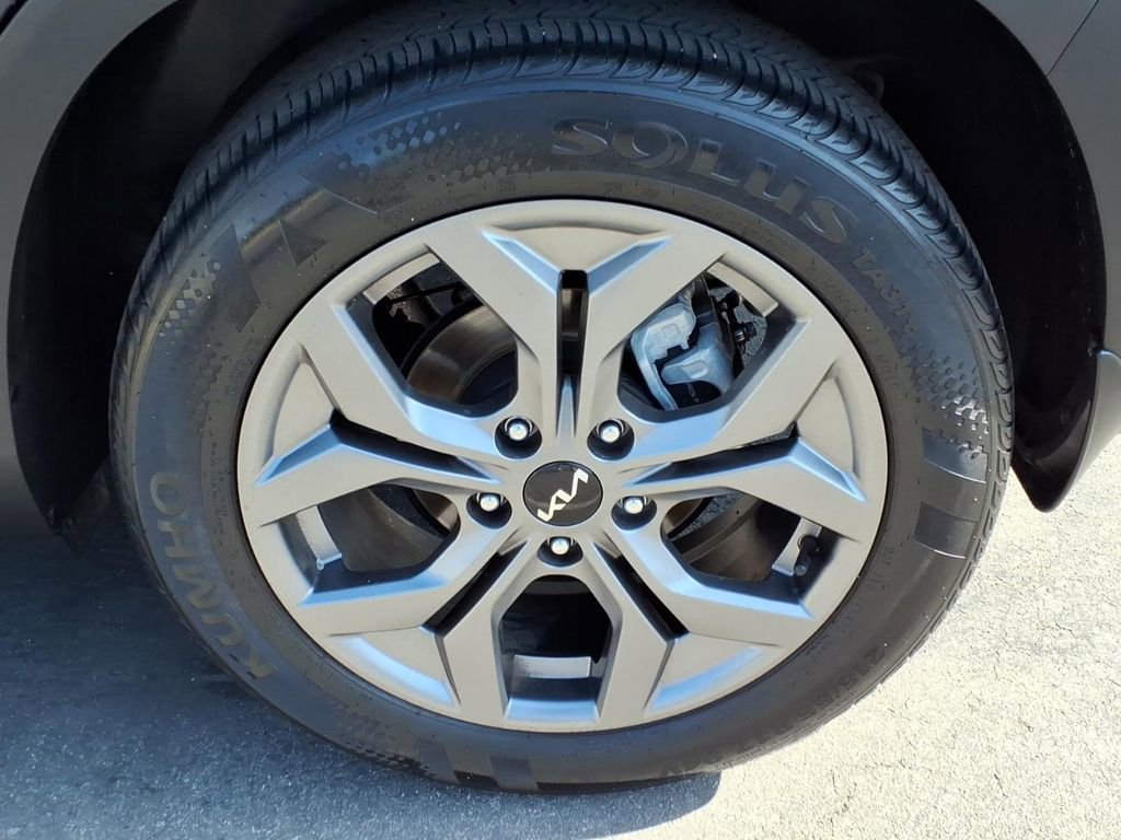 Certified 2024 Kia Seltos S FWD image 8