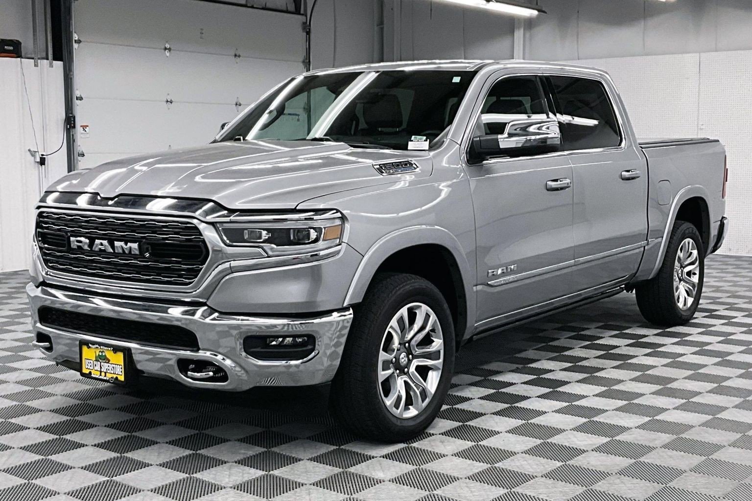 Used 2024 RAM 1500 Limited AWD/4WD image 12